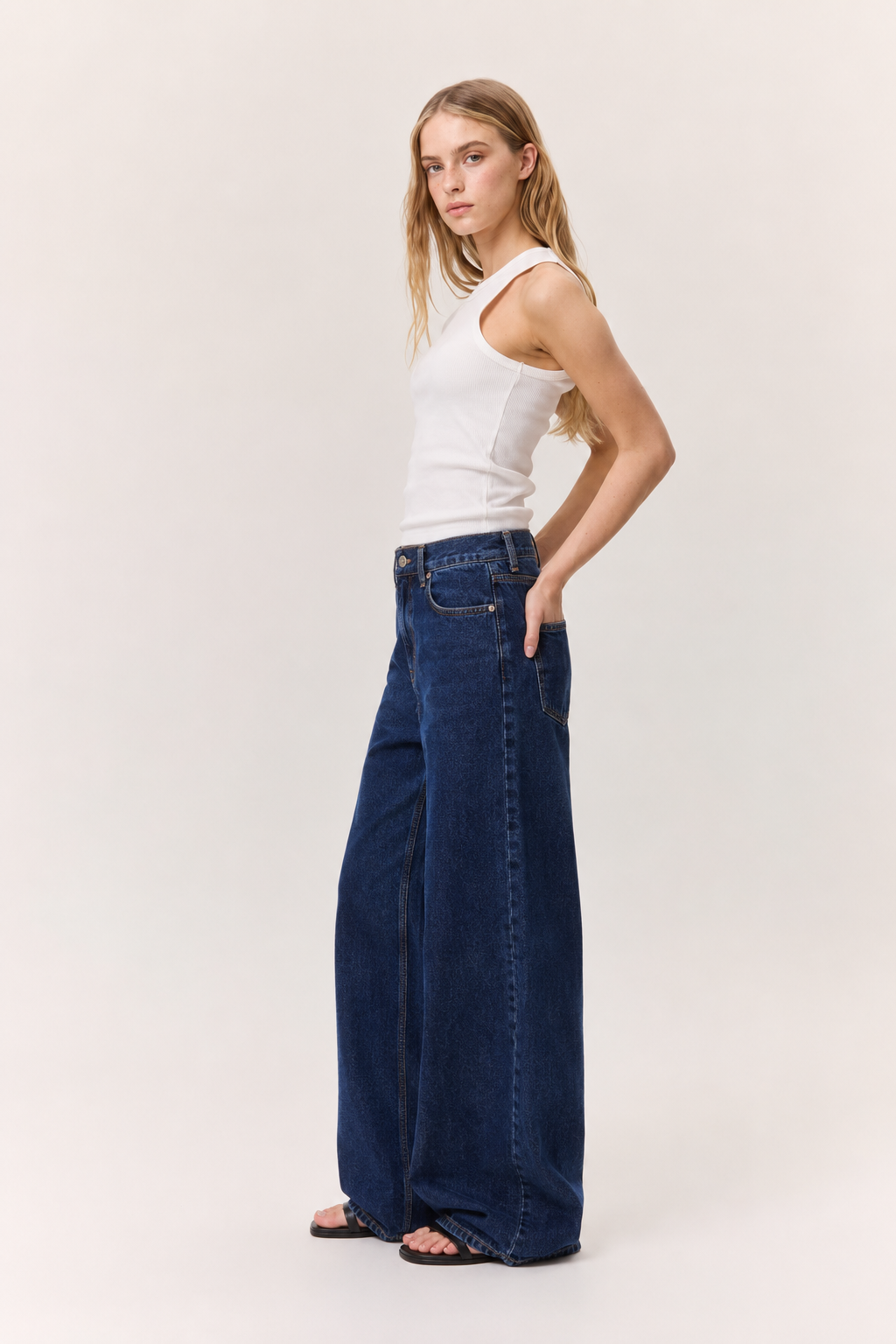 Wide Leg High-Rise Jeans