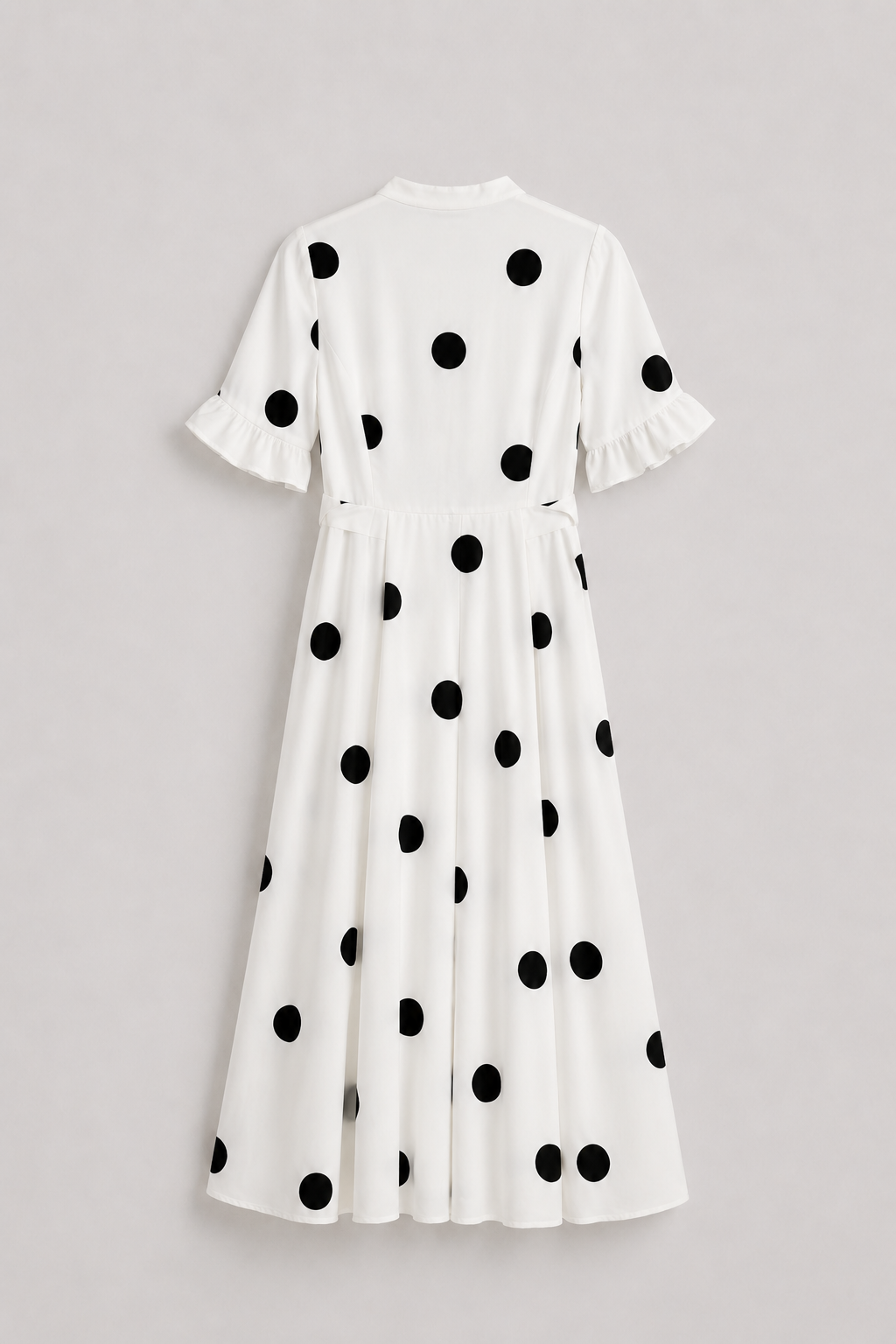 white block noir dots